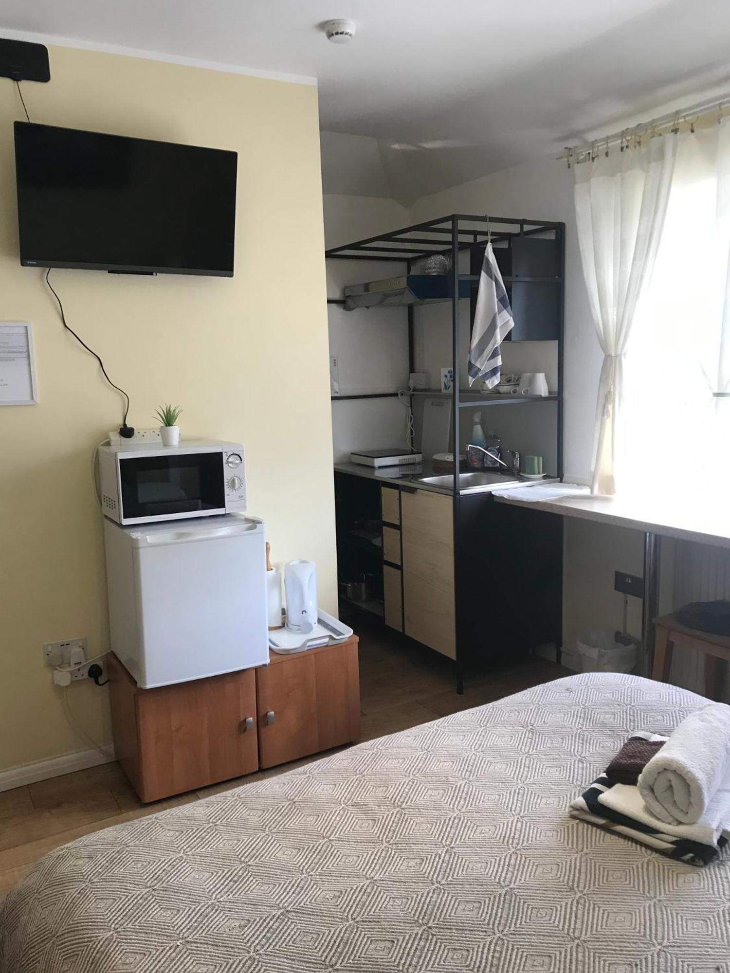 Becontreelodge Dagenham Ngoại thất bức ảnh